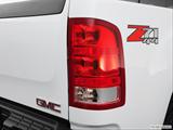  Passenger Side Taillight photo